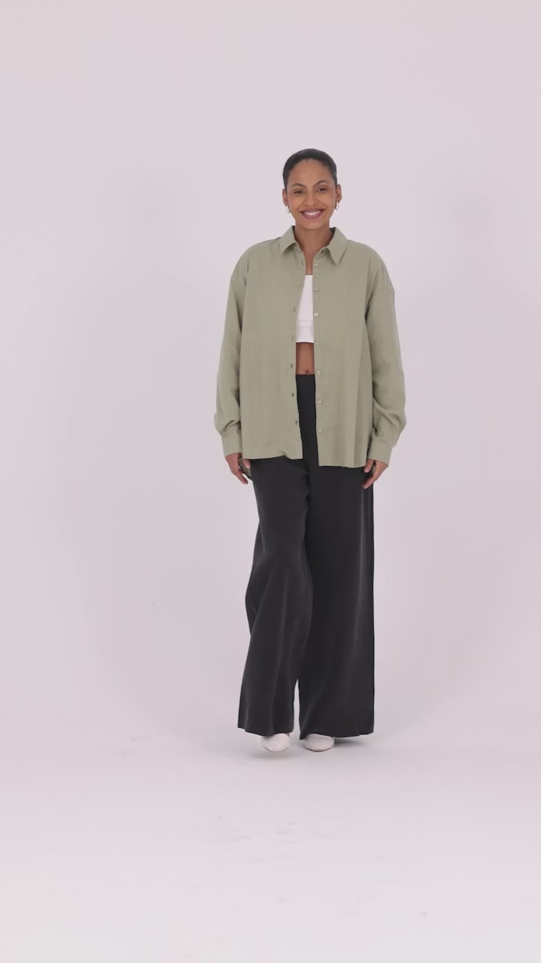 Arka Körük Detaylı Robalı Oversize Keten Gömlek – Açık Yeşil