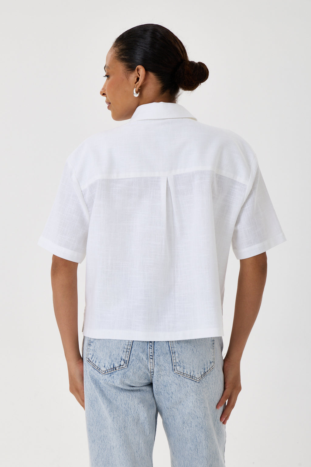Crop Körük Detaylı Flow Keten Gömlek – Beyaz