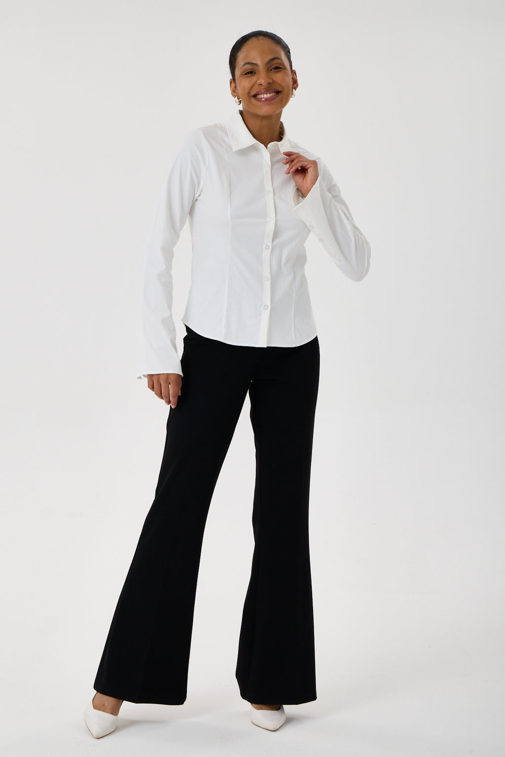 Pens Detaylı Slim Fit Gömlek – Beyaz