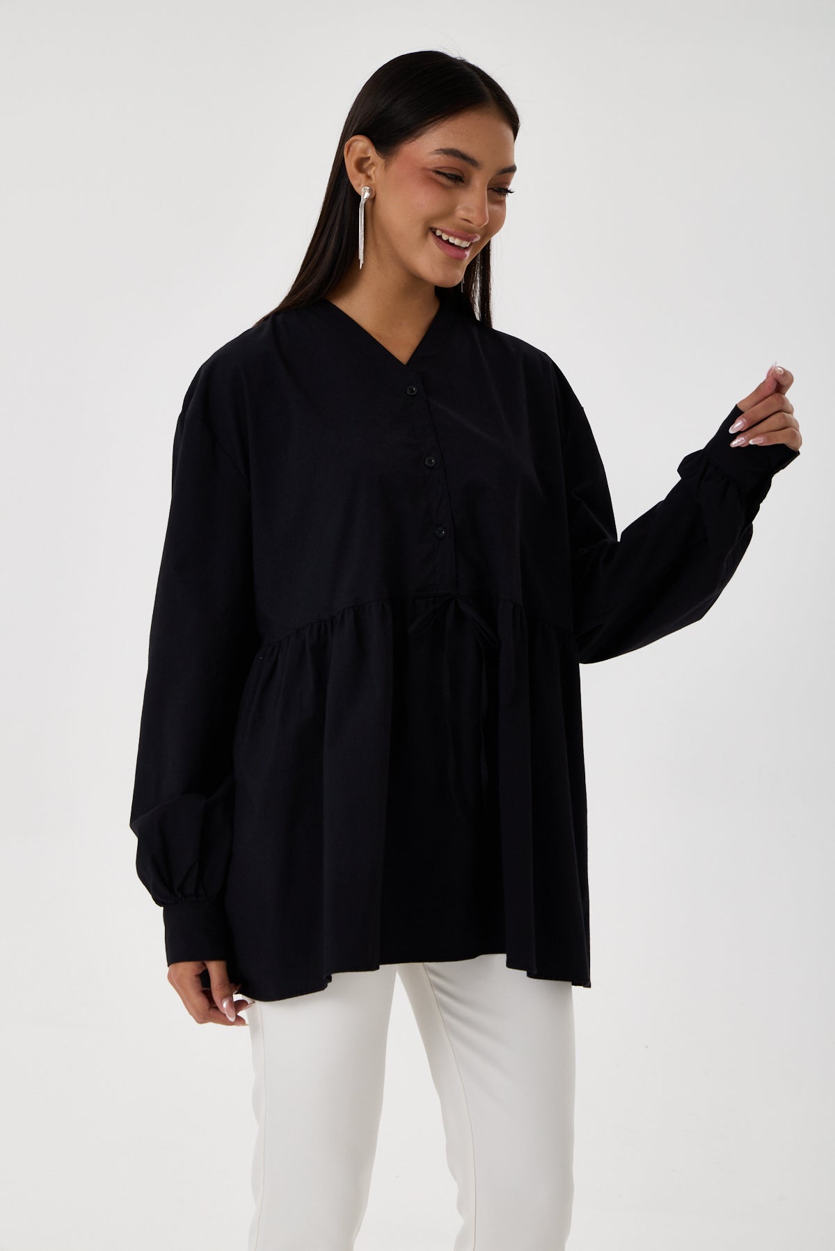Beli Buzgü Detaylı Oversize Gömlek – Siyah