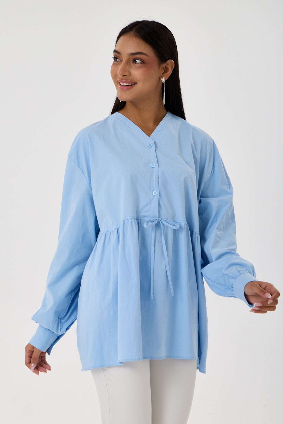 Beli Büzgü Detaylı Oversize Gömlek – Buz Mavisi