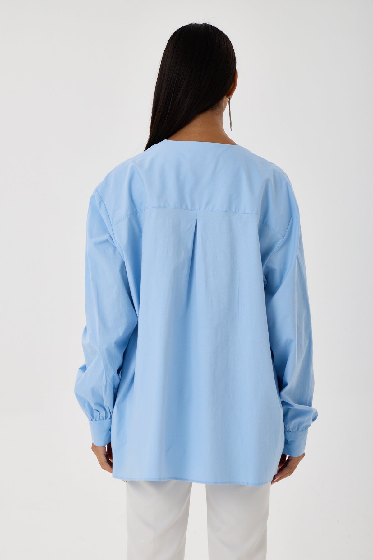 Beli Büzgü Detaylı Oversize Gömlek – Buz Mavisi