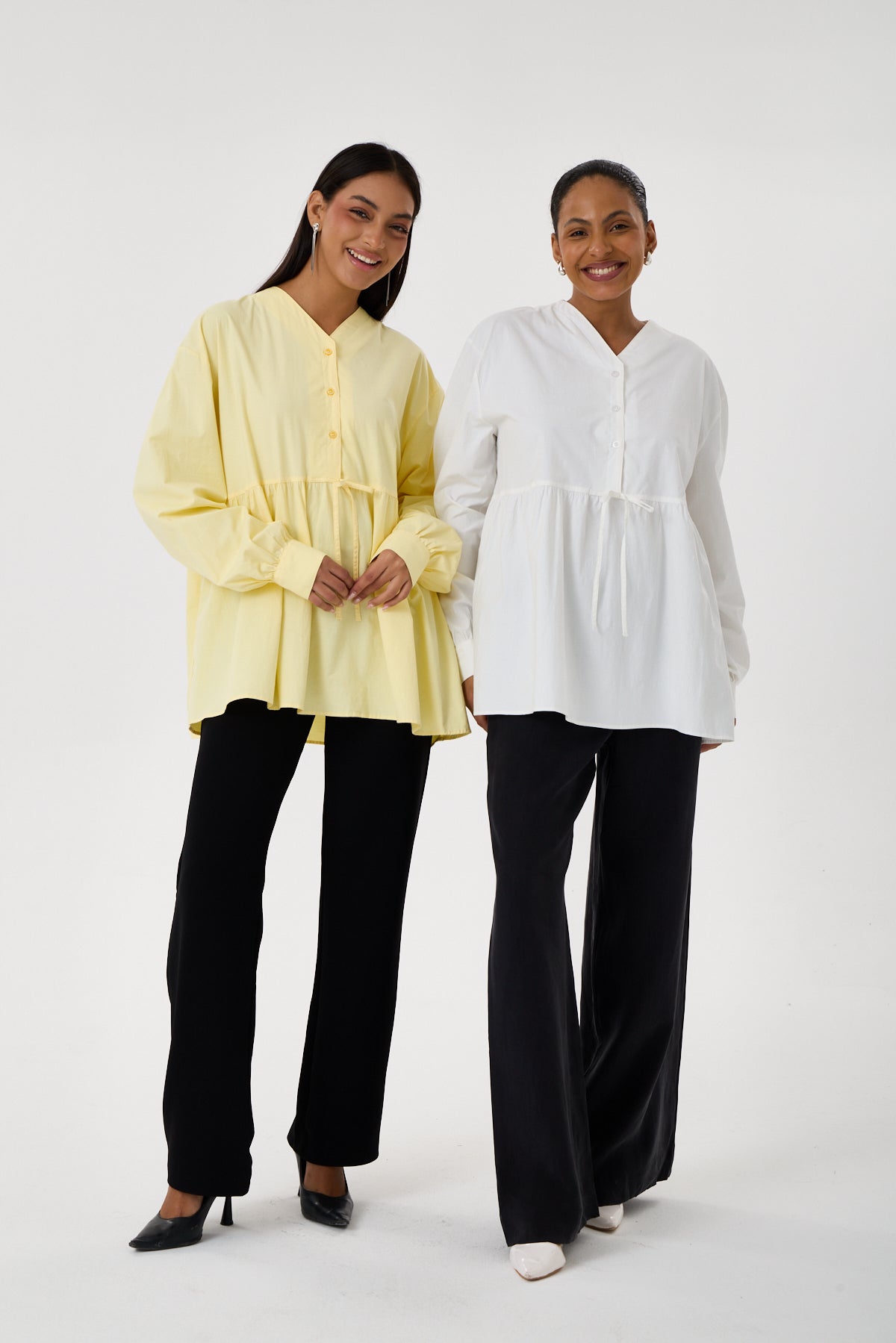 Beli Büzgü Detaylı Oversize Gömlek – Beyaz