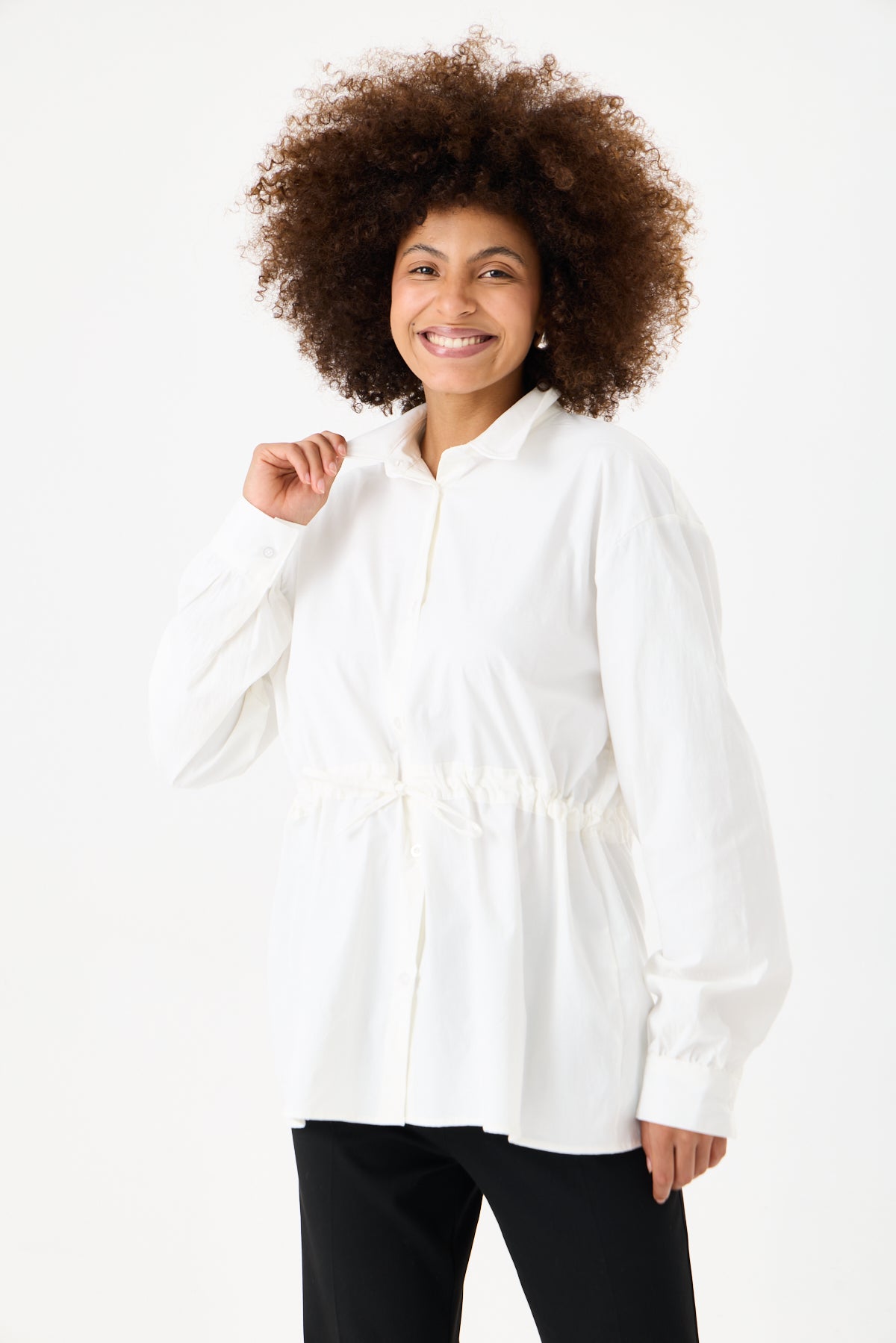 Beli Ayarlanabilir Büzgü Kemerli Kimono Gömlek – Beyaz